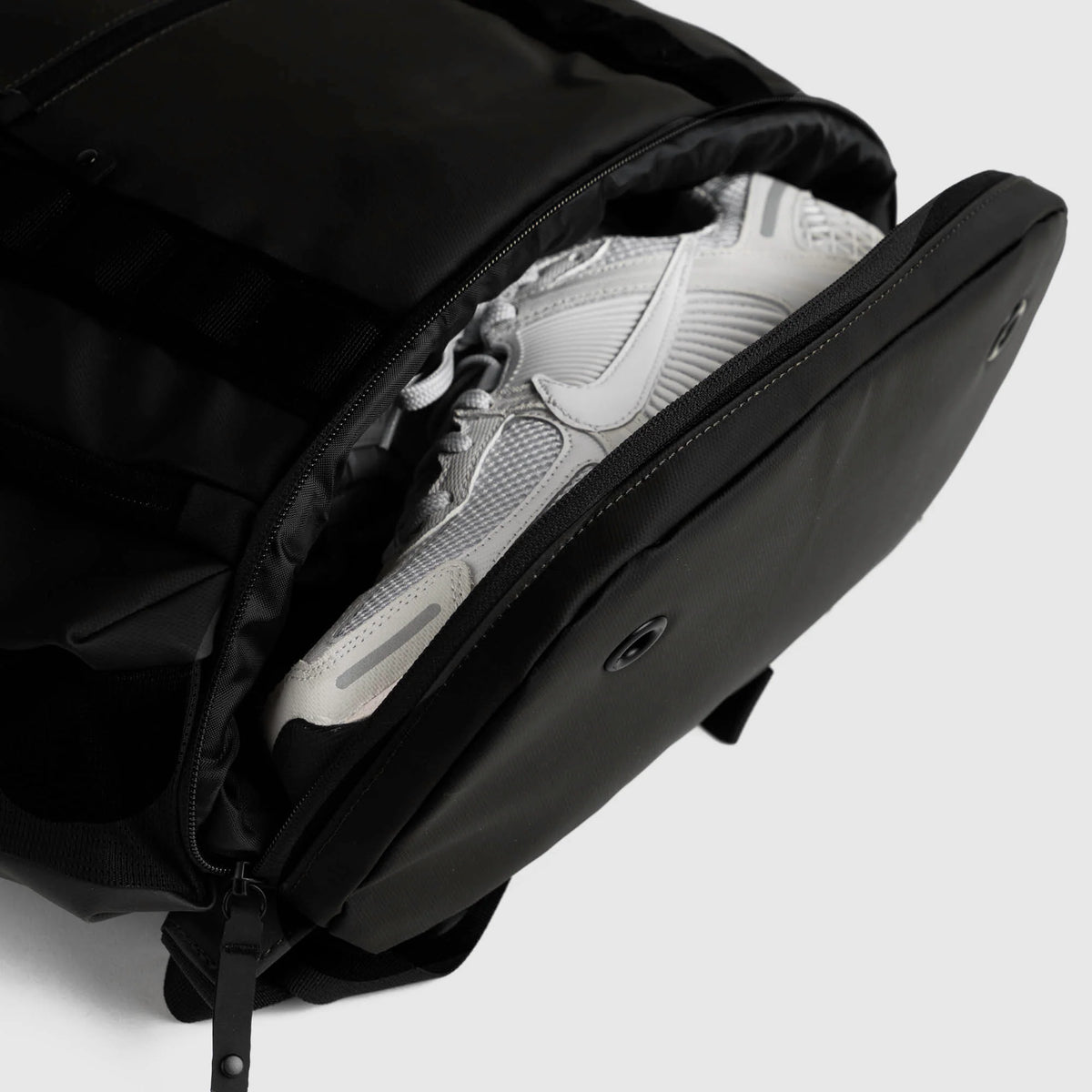 Gymreapers 21L Gravestone® Backpack - Onyx