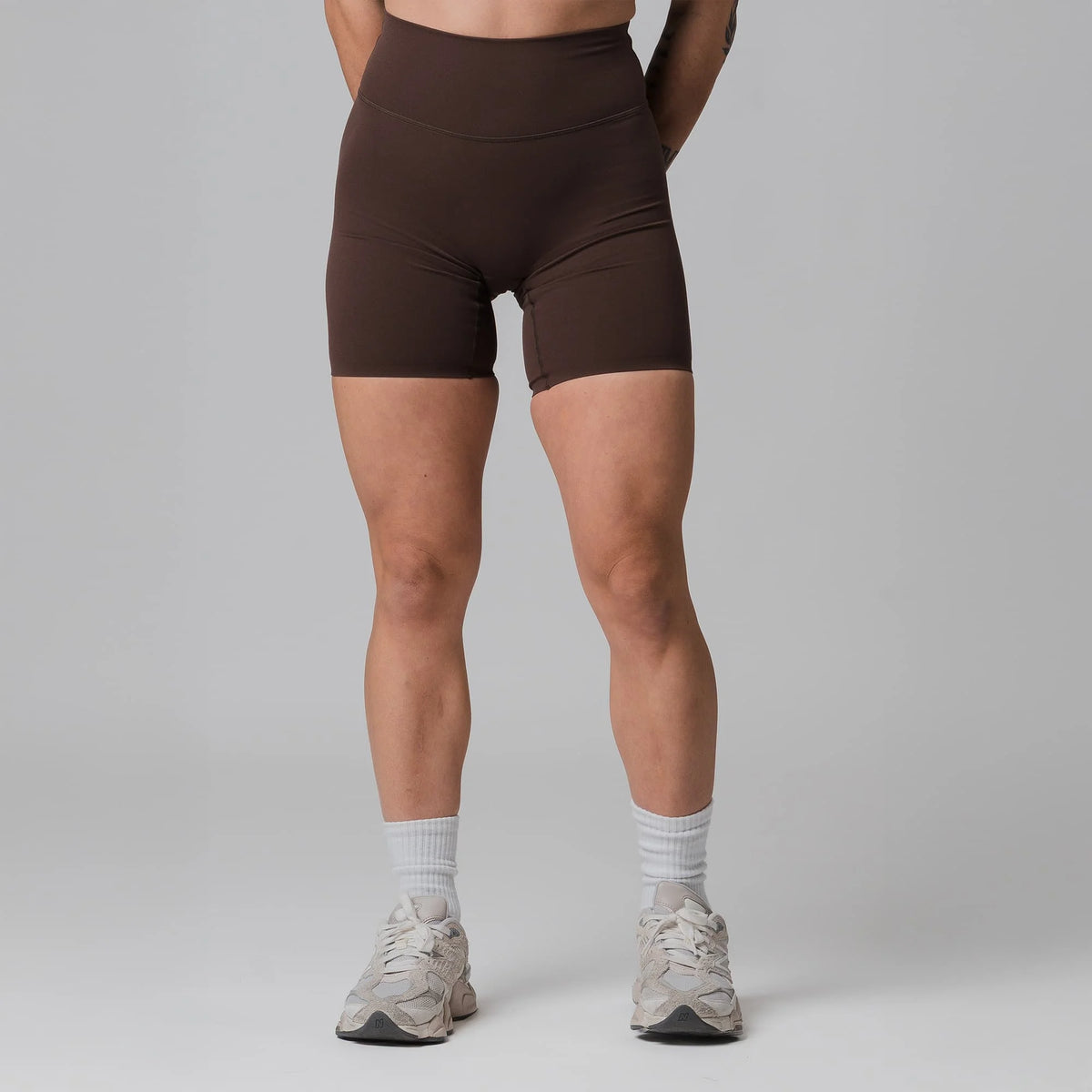 Axis 7.5" Shorts - Brown