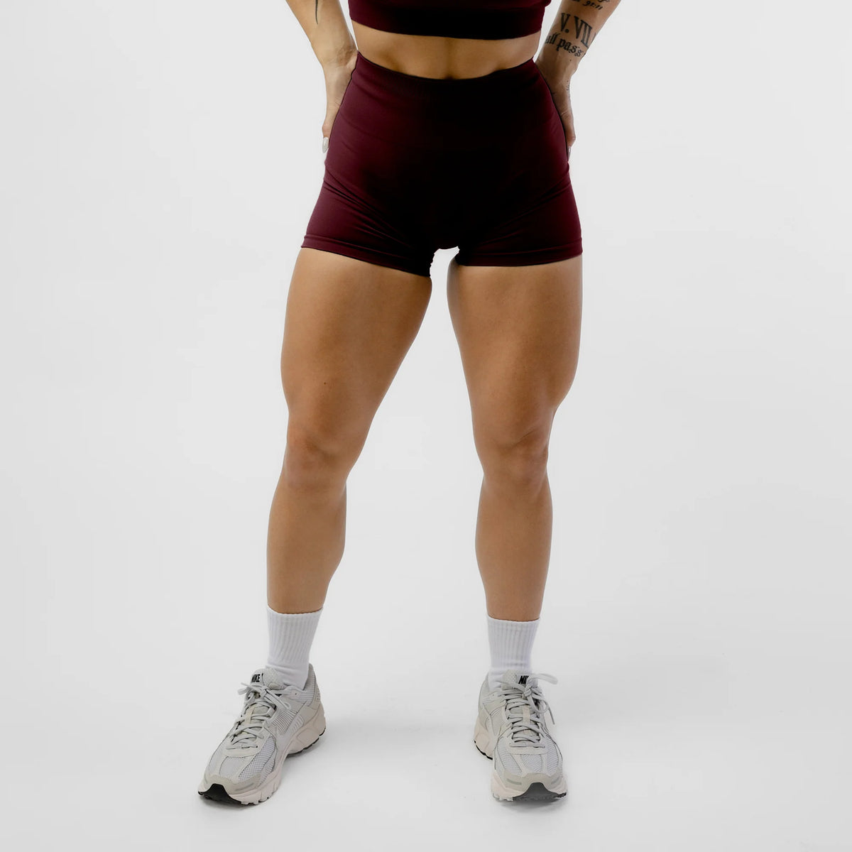 Halo Shorts - Wine